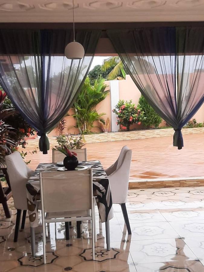 Nana Adu Guest House Koforidua Bagian luar foto